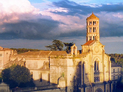uzes